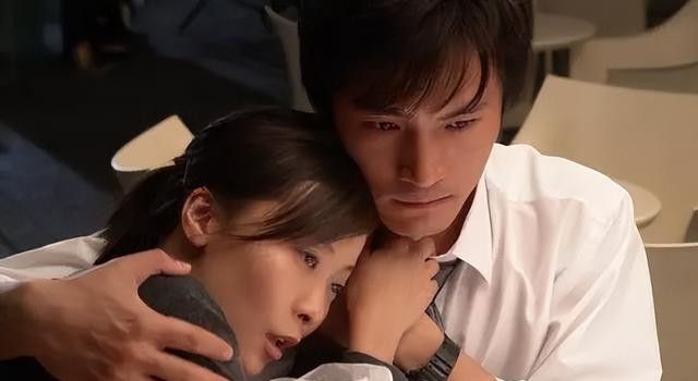 耿乐妻子是谁（耿乐一家与肖央全家郊游）