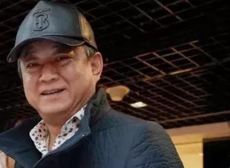 耿乐妻子是谁（耿乐一家与肖央全家郊游）