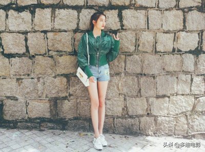 ​“活尺子”关晓彤，172身高成男星鉴定标尺，易烊千玺、吴磊杨洋