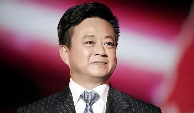 郭碧婷素颜现身无人识（郭碧婷素颜出镜脸部发福）