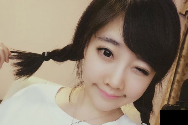 冯提莫结过婚是真的吗 冯提莫饼干狂魔结婚真假