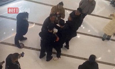 ​合肥顾客称买的银饰竟是“银包铜”，商场：商户退一赔三，并被清退