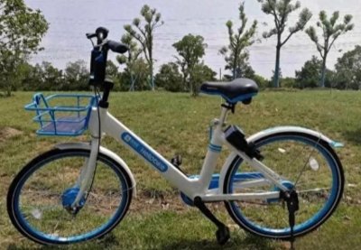 ​美团单车和哈啰单车正在使用的车，遇到没素质的来扫码就骑走了