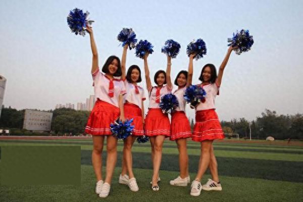 意想不到：揭秘军校女生的日常生活