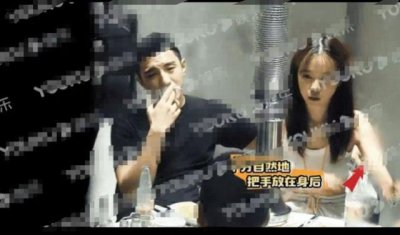 ​金瀚恋情曝光！互相痴迷对方好身材，当街摸腰摸腹肌！