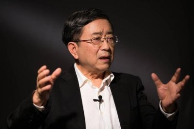 ​余秋雨：抛弃发妻李红，另娶“唐僧母亲”，他到底经历了什么？