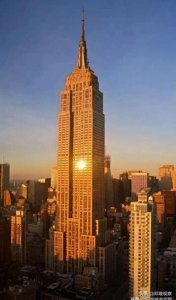 ​93年前就建成了102层的世界第一高楼，至今仍是摩天大楼佼佼者！