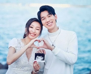 ​林奕匡官宣妻子怀孕，结婚六年终于造人成功，现减少工作陪伴待产