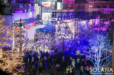 ​蓝色港湾灯光节启幕 助力打造城市夜经济