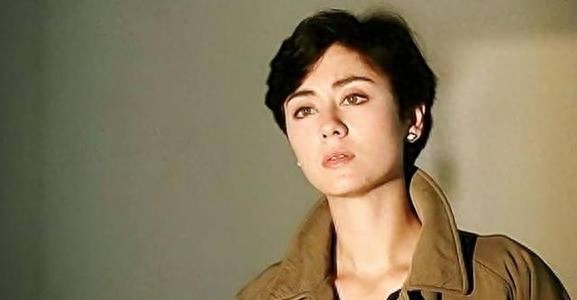 高丽虹:港片中昙花一现的女星,在当红时退居幕后相夫教子