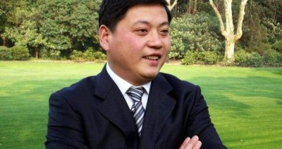 ​浙江首富王均瑶，38岁离世后妻儿如何？大儿子数年连登胡润富豪榜