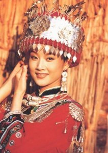 ​连登24年春晚，现如今销声匿迹，“春晚国脸”宋祖英如今怎样了？