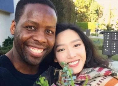 ​李立群女儿李元元：把初恋献给黑人，32岁婚姻成父亲的烦恼