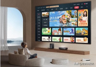 ​选购激光电视无需纠结，大厂出品有保障，全方位体验都是一绝！