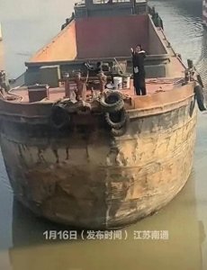 ​海上外卖：外卖小哥奇遇记引发深思