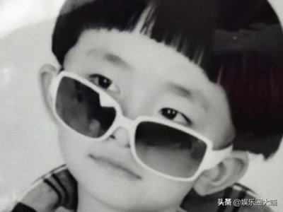 ​易烊千玺童年照对比，有种可爱叫做易烊千玺的童年照