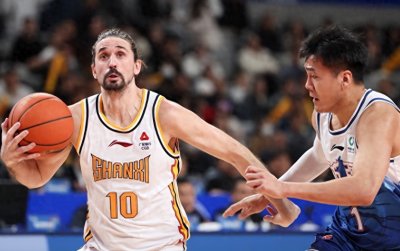 ​正式就位！山西队救火外援与球队完成会合，杨学增全力冲击季后赛