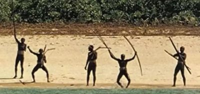 ​世界上唯一纯血民族，六万年与世隔绝，至今仍是旧石器时代