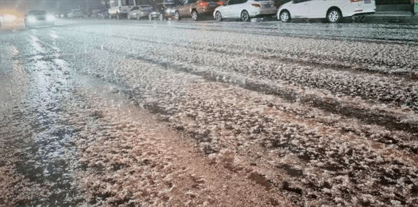 突然下冰雹是什么征兆(突然下冰雹是不是有灾难)