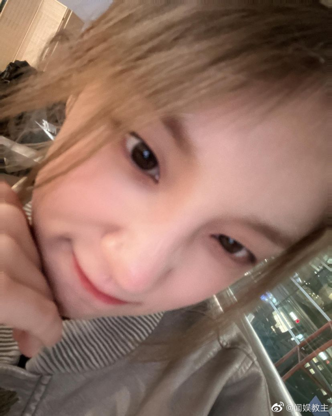 宋雨琦户外氛围感随拍 是美神降临了吗  