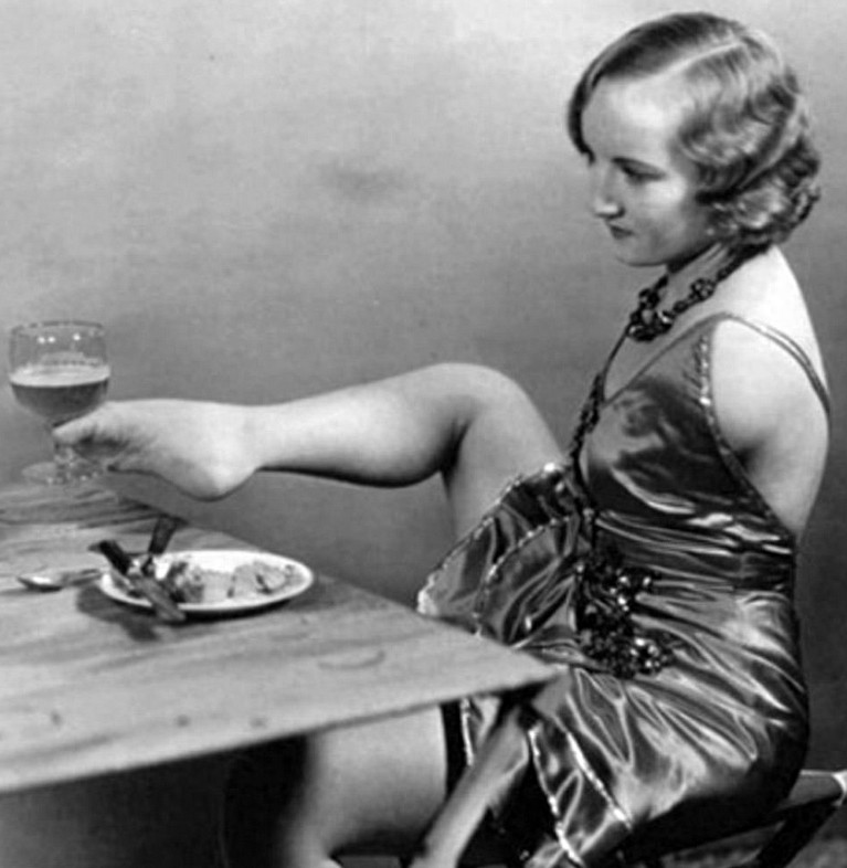 图揭19世纪“怪胎” 身体畸形诡异神秘