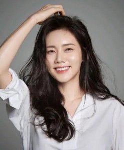 ​“实力韩星”秋瓷炫：少年时期被骗拍写真，因为彭于晏而改变人生