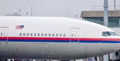 ​马航失联十年重启调查，英媒早已透露失事真相？美军或是罪魁祸首