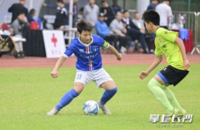 ​市青少年足球锦标赛落幕，麓山国际、雅礼中学分获U14、U17组冠军