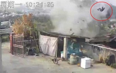 ​四川一村民被爆炸的沼气炸飞到半空，当地：坠落屋顶后受伤骨折