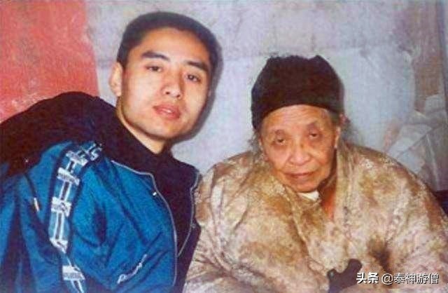 中国“坐化”第一人，享有118岁高寿，邵逸夫曾亲自拜其为师