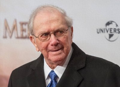 ​与巴菲特共进午餐：探寻投资与人生智慧