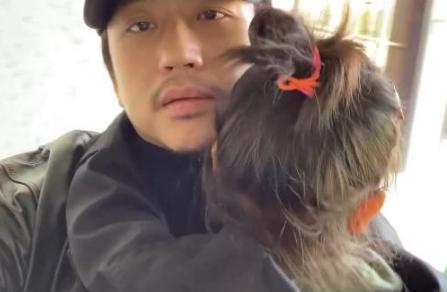 邓超说:我决定息影,在家照顾女儿!网友:感动流泪!