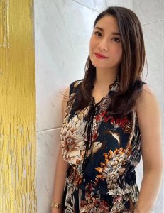 ​廖碧儿：从华裔小姐到影视女王的华丽蜕变