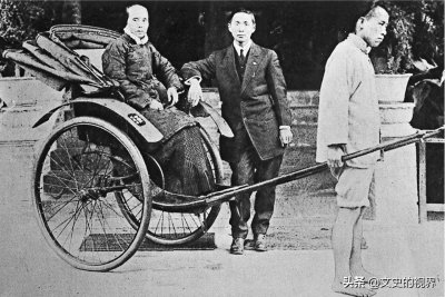 ​卢慕贞：为孙中山生儿育女的贤妻良母，被迫离婚，孤独一生