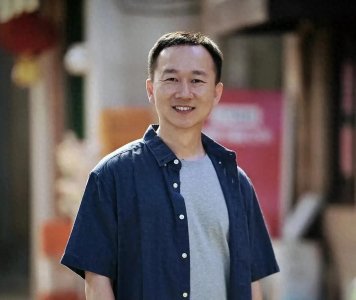 ​李晓川：虽不火，但成黄金配角，与妻子相濡以沫，一路走来不容易