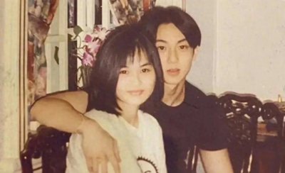 ​吴尊与妻子24年神仙爱情，一家四口高颜值