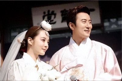 ​蔡琳当中国媳妇多年，因不学中文和高梓淇离婚，后带走儿子改了姓