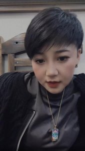 ​赵本山徒弟胖丫近况曝光又瘦又美，与杨树林恩爱如初，已复出唱戏