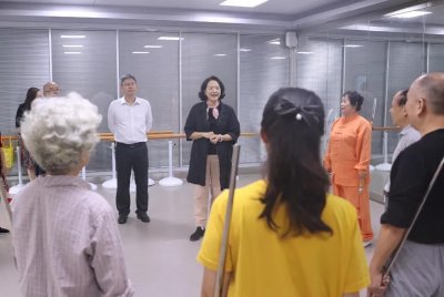 ​张虹局长到自治区广电局七星路办公区开展“我为群众办实事”实践活动