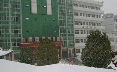 郧县一中(郧县一中在什么地方)