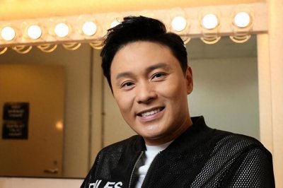 ​他是TVB黄金配角，自认小男人，与影帝岳父关系好，赚钱就交老婆