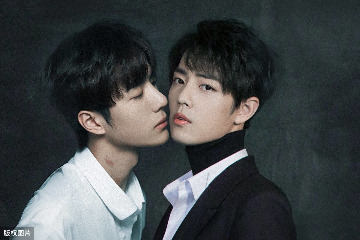 肖战王一博是情侣吗 从线上线下照片看太亲密了吧