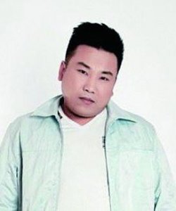 ​过气歌手王磊抢劫5千被判5年 屡次犯罪已是“五进宫”