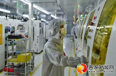 ​赣州经开区：舞活“龙头”兴产业