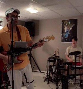 ​我如愿以偿的嫁给了外国人，但是结婚以后每天晚上生不如死。