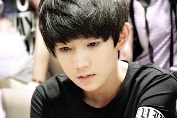 娱乐王源家庭资料简介 背景并不像外界说的那样  1