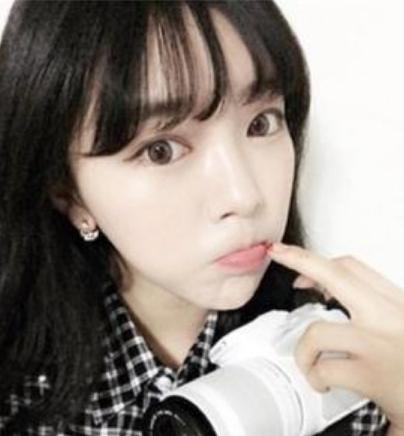 央视主持人杨帆妻子曝光，这五官颜值不敢吐槽，网友：难怪不公开