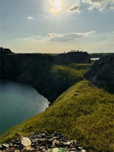 欠情债最多的三个生肖，感情路上波折不断！