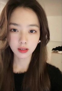 ​王思聪跪舔4年都没舔到的女网红孙一宁，究竟是何方神圣？