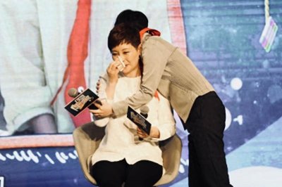 ​《同一堂课》明星跨界做老师 徐帆现场落泪